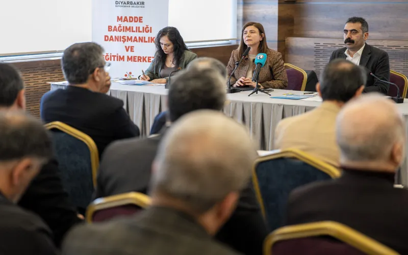 Bağımlılıkla mücadele için kentte ortak çözüm arayışı